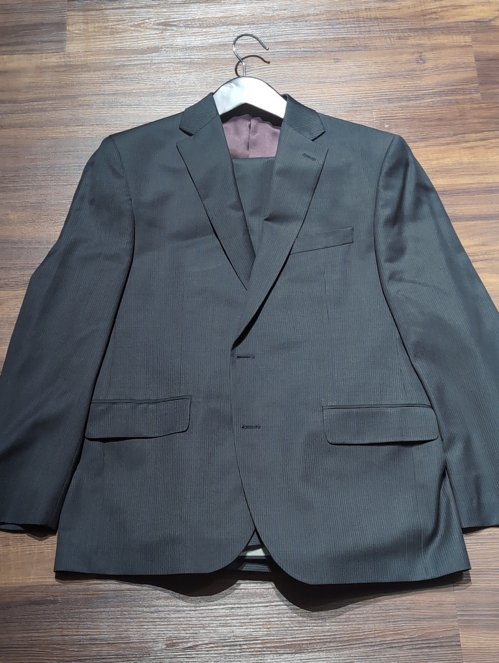 Men's Black Pinstripe Single-Breasted Suit Jacket